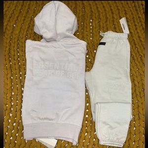 Fear of God Essentials Set